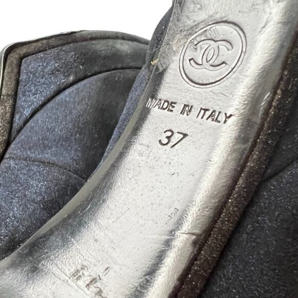 Chanel Blue Suede Ankle Boots, US7/IT 37 - Picture 14 of 16